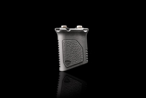 Strike Industries - M-LOK® Angled Vertical Grip - Kurz - FDE - SI-AR-CMAG-S