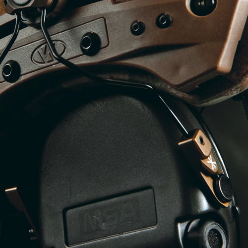 Unity Tactical - Adapter SARA für Sordin auf ARC Schiene - ESS Bolzen - FDE - HLM-SABF