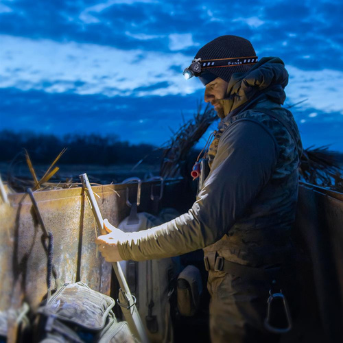 Fenix - Wiederaufladbare LED-Stirnlampe mit 2600-mAh-Akku - 1200 Lumen - HM60R