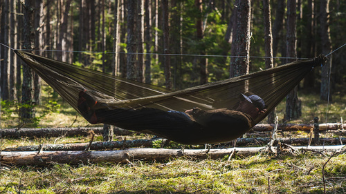 Lesovik - Leichte Wanderhängematte SUL mit SNEKA UL-Aufhängung - Forest Green