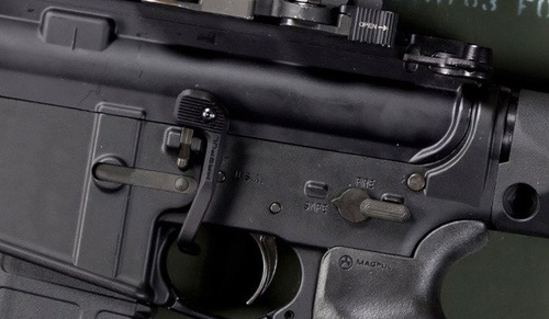 Magpul - B.A.D. Lever® - Battery Assist Device für AR15/M4 - MAG980