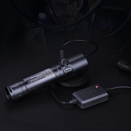 Fenix ​​​​- LED-Taschenlampe mit 2600-mAh-Akku - 280 lm - WF30RE