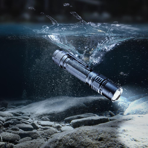 Fenix - Taschenlampe LED PD36R Pro mit 5000 mAh Akku - 1600 lm - Schwarz - PD36R