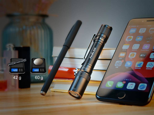 Fenix - E20 V2.0 Taschenlampe - 350 Lumen