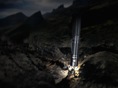 Fenix - Wiederaufladbare LED-Taschenlampe E28R - 1500 lm