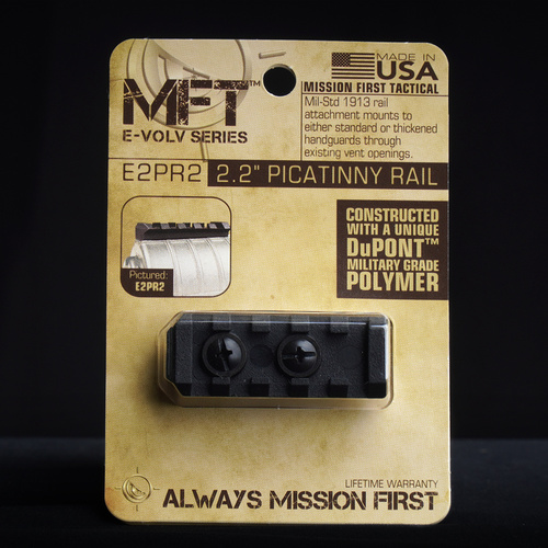 MFT - Picatinny-Schiene - EvolV - Für M4 / AR-15 Handschutze - 5 Schlitze - Polymer - Schwarz - E2PR2