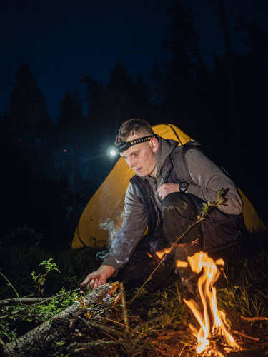 Armytek - Wizard C2 PRO MAX wiederaufladbare Taschenlampe - 4000 Lumen - F06701C