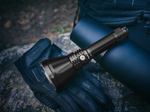 Fenix - LED Taschenlampe - 1500 Lumen - 5000 mAh - 21700 Akku - HT18