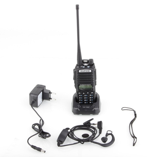 BaoFeng - VHF/UHF UV-82 HT Duobander PTT Radio - 5 W