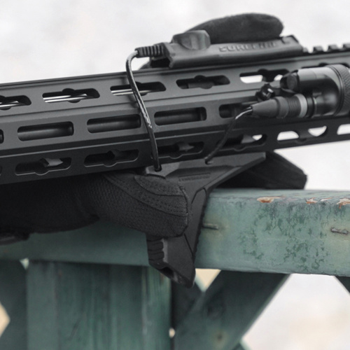 Strike Industries - Link Angled HandStop Frontgriff mit Cable Management System - M-LOK / KeyMod - Schwarz - SI-AR-HSFG-BK