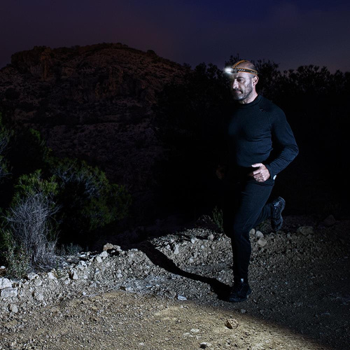 Fenix - Wiederaufladbare LED-Stirnlampe mit 2600-mAh-Akku - 1200 Lumen - HM60R