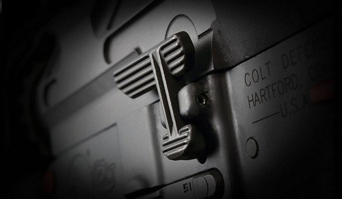 Strike Industries - Verlängerte Bolzenfangvorrichtung - SI-AR-XBC