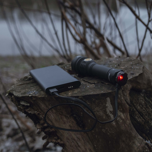 Armytek - Taktische Taschenlampe Prime C2 Pro Max - Magnetisches Ladegerät - 4000 lm - 21700 - Schwarz - F08601C