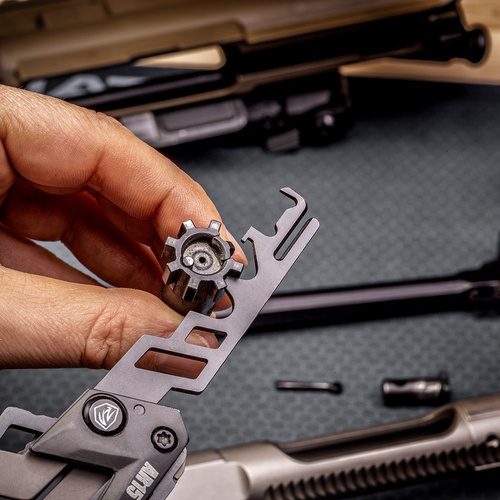 Real Avid - Mehrzweck-Reinigungswerkzeug  AR15 Gun Tool AMP™ - AVGTAMP-AR