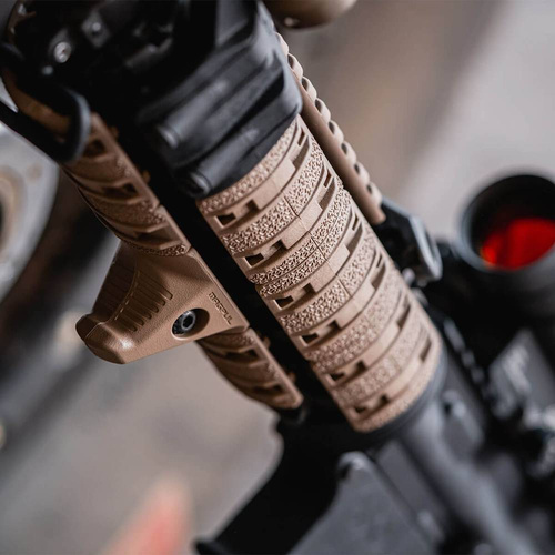 Magpul - Verbesserte Schiene Panels XTM® RIS - FDE - MAG510-FDE