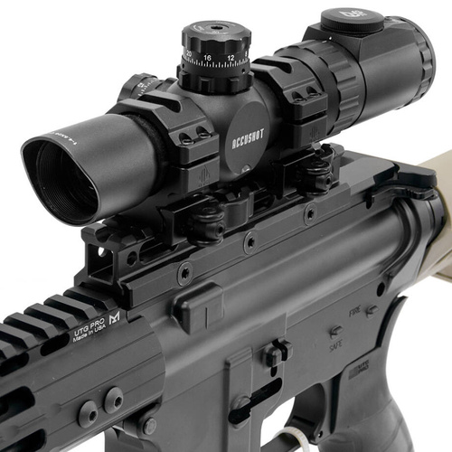 Leapers - Riser UTG Super Slim 13 Slot - 0.83" - Schwarz - MT-RSX8L