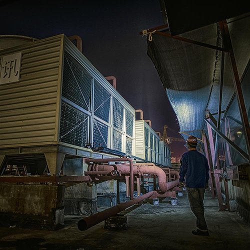 Fenix - LED-Stirnlampe 16R mit 3000 mAh Akku - 1250 Lumen - HP16R