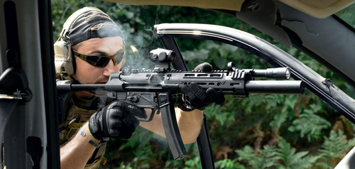 UTG Pro - Vorderer Handschutz für MP5 Monolithic M-LOK - Aluminium - Schwarz - MTU055SSME