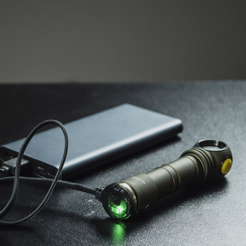 Armytek - Stirnlampe Wizard C2 Pro - Magnetisches Ladegerät - 2500 lm - 18650 - Olive - F08701CO