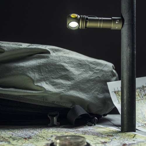 Armytek - Stirnlampe Wizard C2 Pro - Magnetisches Ladegerät - 2500 lm - 18650 - Olive - F08701CO