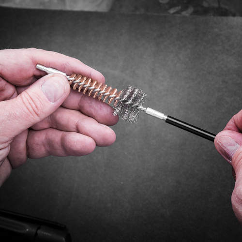 Real Avid - Gun Boss® Waffenreinigungsset - AK47 - AK-Plattform - 16 Teile - AVGCKAK47