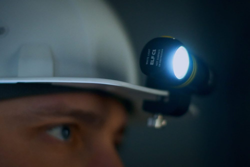 Armytek - Elf C1 USB wiederaufladbare Taschenlampe - 1000 Lumen - F05002C