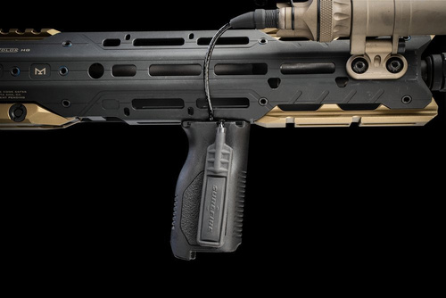 Strike Industries - M-LOK® Angled Vertical Grip - Lang - FDE - SI-AR-CMAG-L