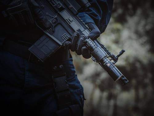 Fenix - TK30 wiederaufladbare Laser-Taschenlampe - 5000 mAh - 500 Lumen