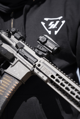 Strike Industries - Variable Höhe Halterung für Rotpunktvisier Variable Optic Mount - Picatinny - Aluminium - Schwarz - SI-T1-VOM-BK