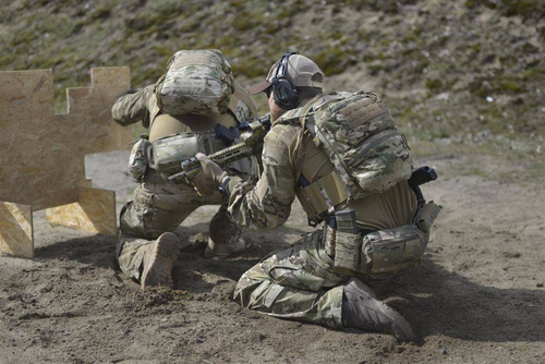 Direct Action - Speed Reload Rifle Magazinetasche - PenCott GreenZone - PO-RFSR-CD5-PGZ