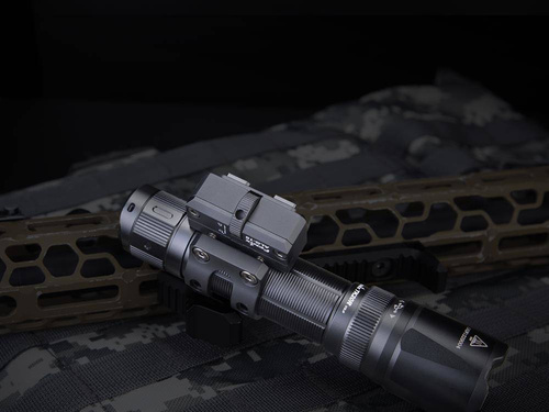 Fenix - Taschenlampen-Ringhalterung - M-LOK - Offset - ALG-16