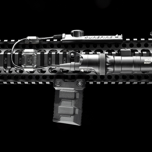 Strike Industries - Strike Stacked Angled Grip CMS - Picatinny - Schwarz - SI-AR-CMS-PSAF-BK