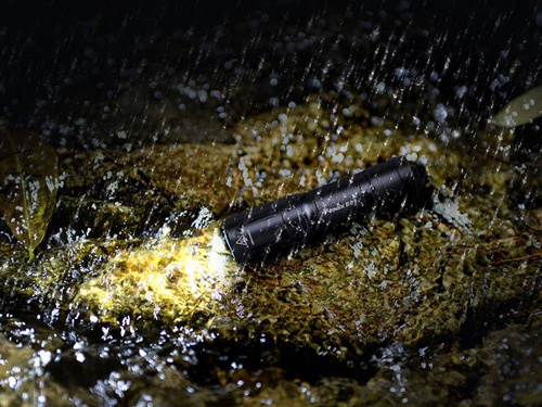 Fenix - E01 V2.0 Taschenlampe - 100 Lumen