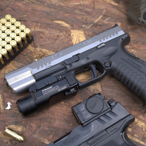 Mactronic - Taktische Pistolen-Taschenlampe Hussar - 14985 cd - Schwarz - THG0010