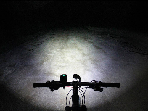 Fenix - LED Fahrradlampe - 2200 Lumen - Schwarz - BC30 V2.0