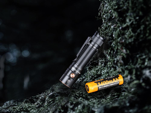 Fenix - Wiederaufladbare LED-Taschenlampe E28R - 1500 lm