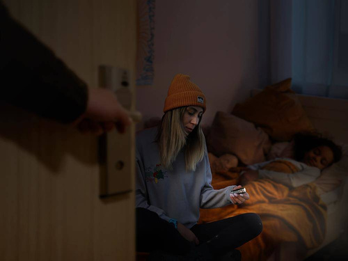 Fenix ​​​​- E18R V2.0 LED-Taschenlampe mit 700-mAh-Akku - 1200 Lumen - E18R V2.0