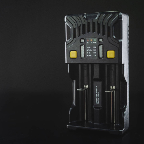 Armytek - Ladegerät Uni C2 - Autoadapter - A02401C